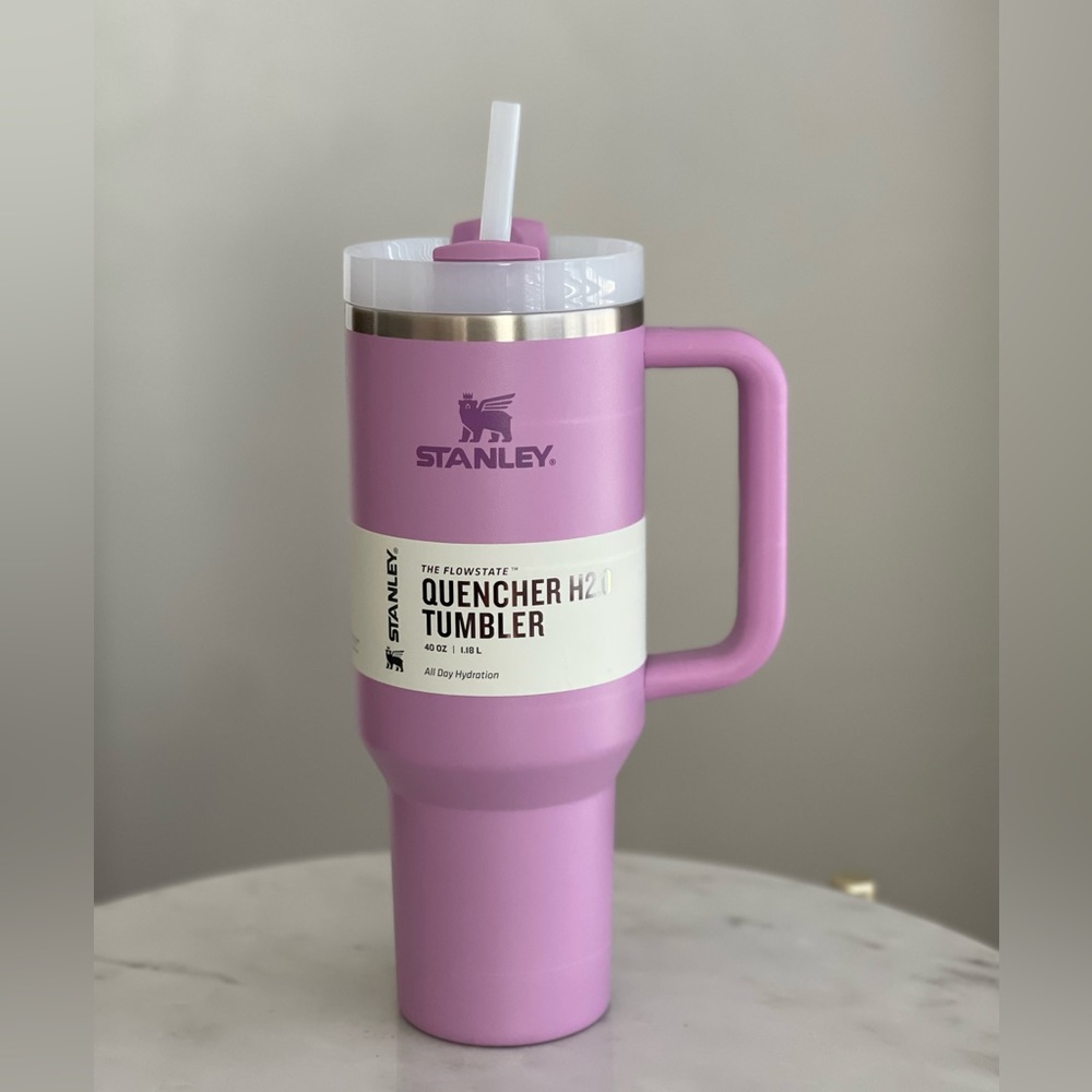 Stanley Quencher H2.0 Flowstate 40oz Tumbler
